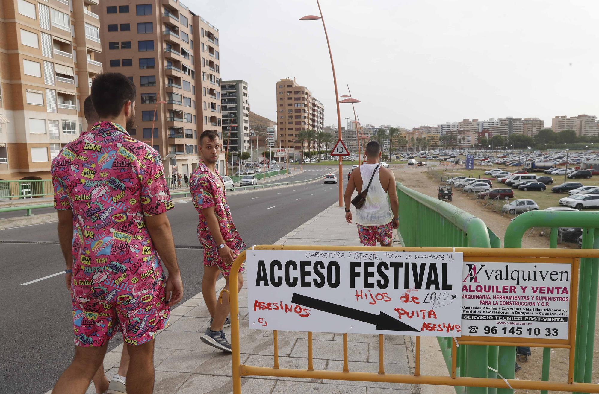 Los acampados en el Medusa comienzan a abandonar Cullera