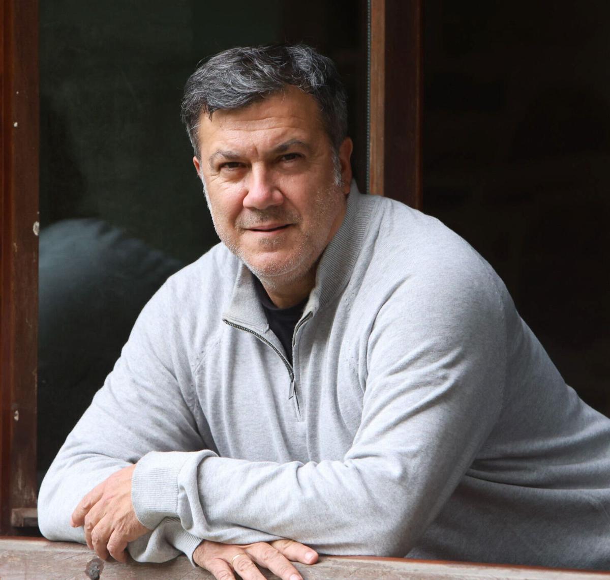 Emilio Grandío intervendrá mañana en Club FARO.