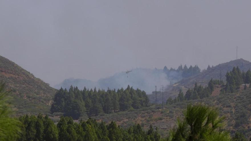 Fotos de última hora del incendio de Cazadores (14/09/2026).