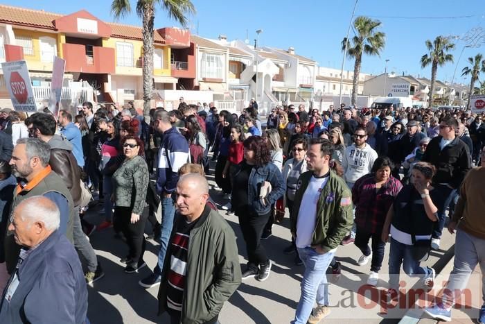 Los Alcázares se echa a la calle para exigir soluciones a las inundaciones