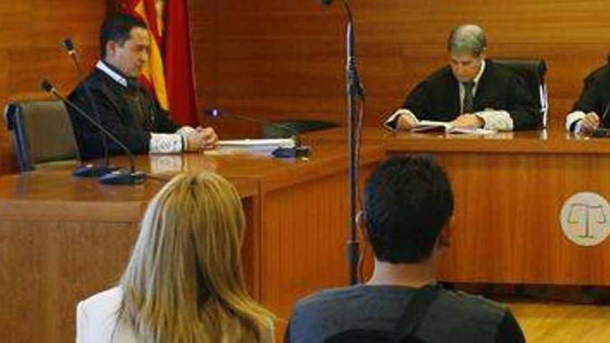 Condenados a 3 años por venta de droga en Vila-real