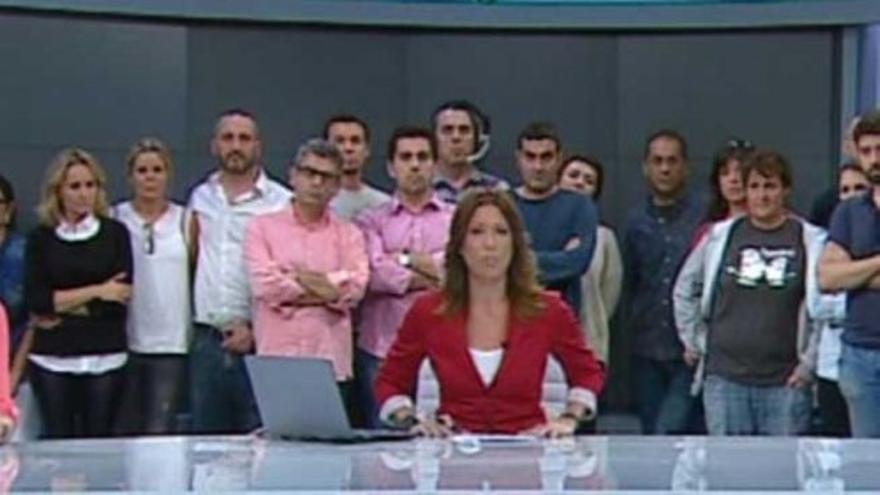 Los trabajadores rechazan en directo el cierre de RTVV