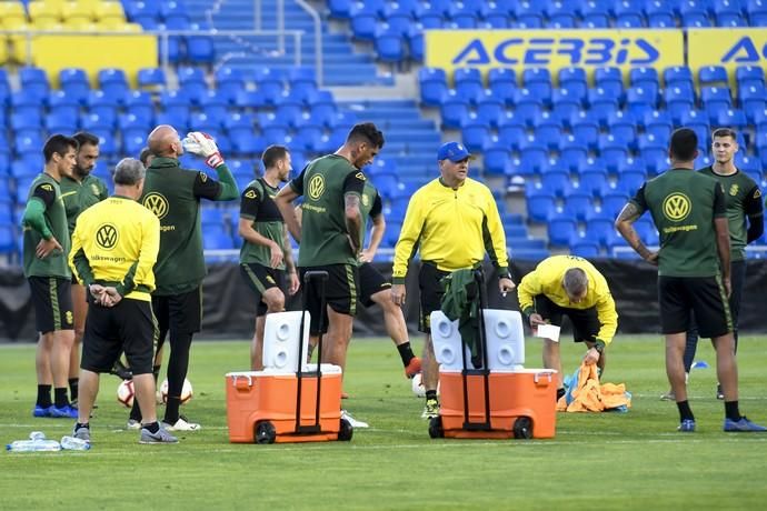 DEPORTES 05-03-19  LAS PALMAS DE GRAN CANARIA.  Primer entrenamiento de Pepe Mel. FOTOS: JUAN CASTRO