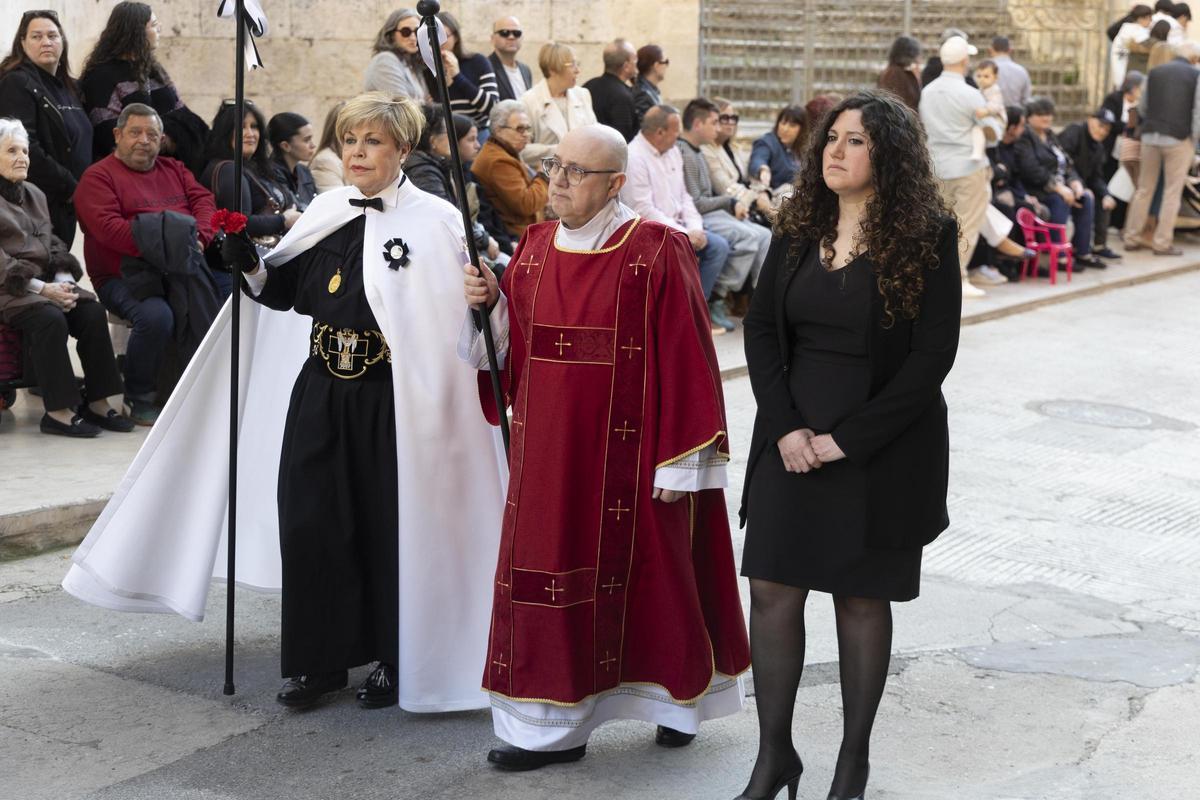 La solemne procesión del Santo Entierro de Xàtiva, en imágenes