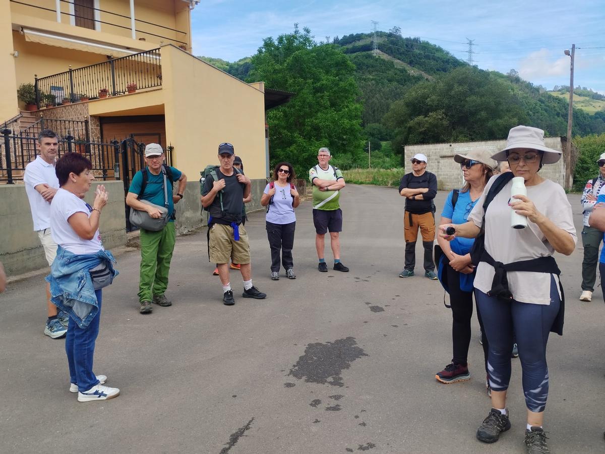 Así fue la visita a Láneo (Salas) de la Federación Nacional de Asociaciones Culturales y Recreativas de Empleados de Cajas de Ahorros