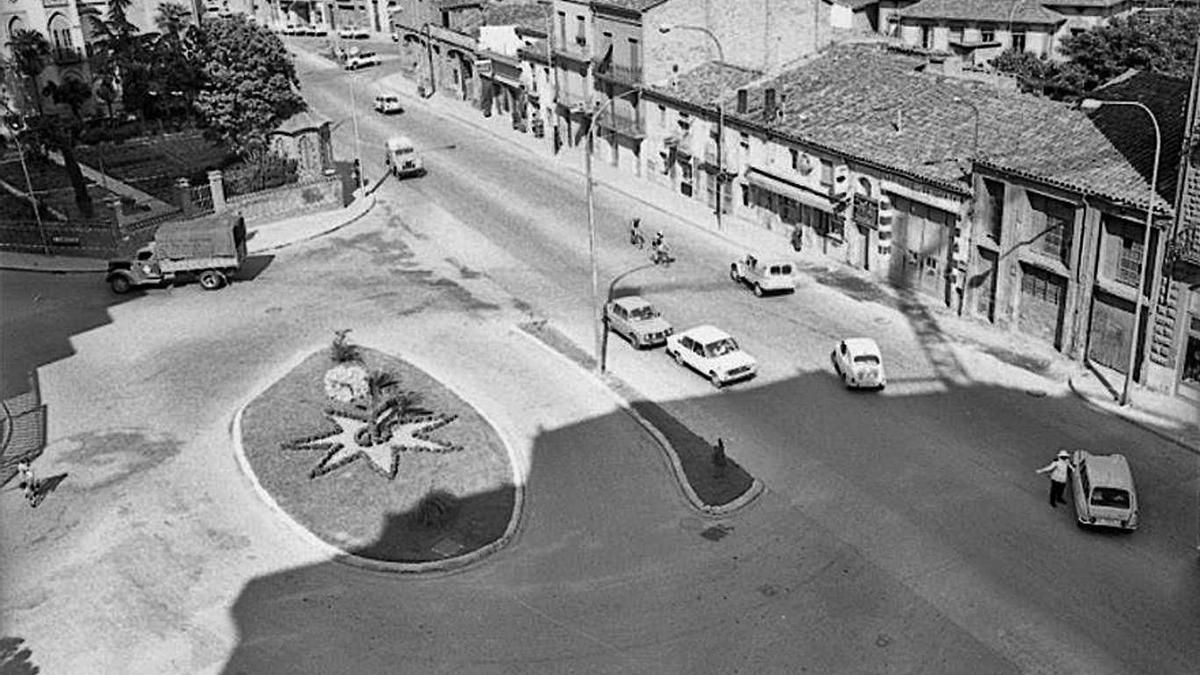 La plaça Bonavista els anys 70 del segle passat, res a veure amb l’actual | ACBG