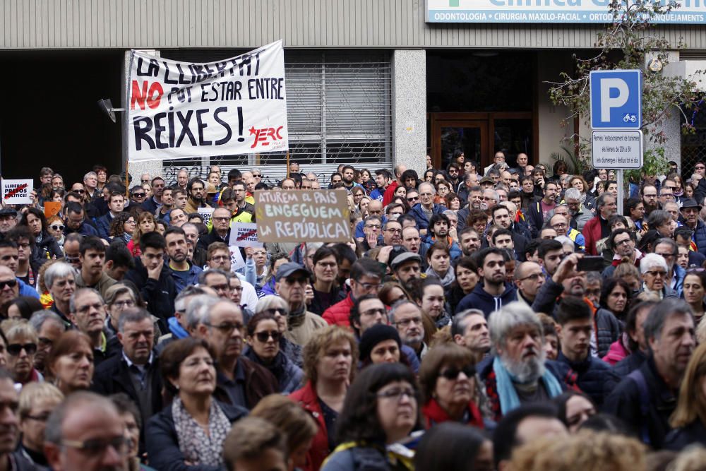 Concentració a Girona per l'alliberament dels exconsellers empresonats