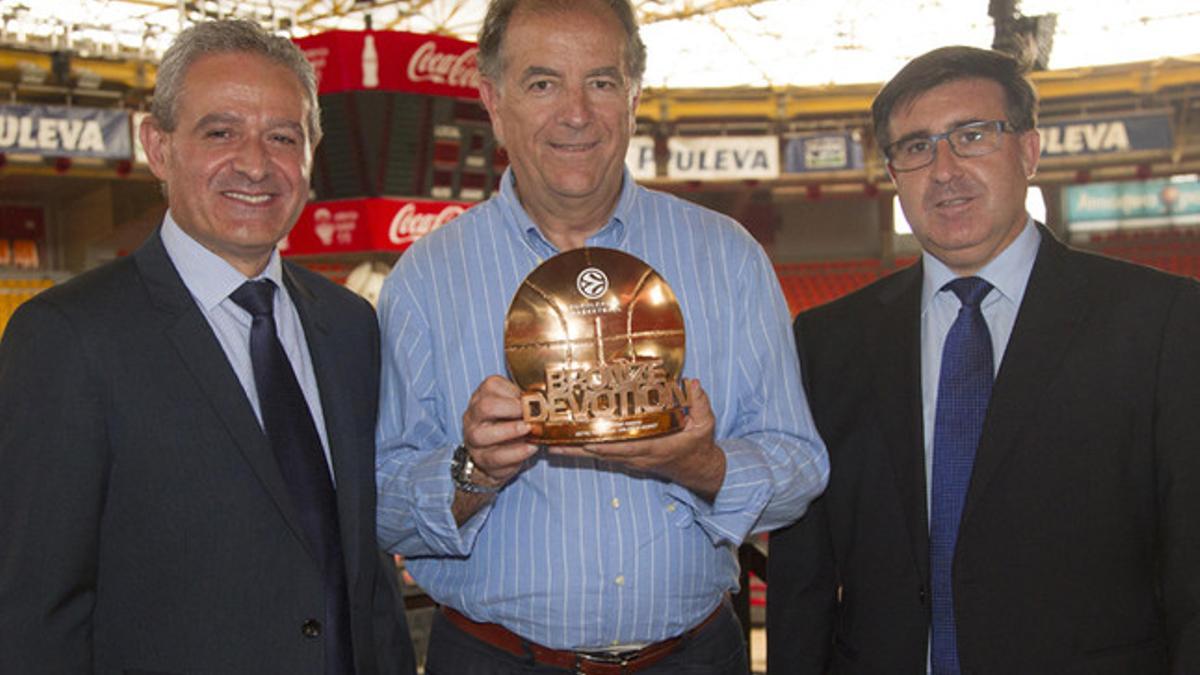 El Valencia Basket recibió el trofeo de bronce