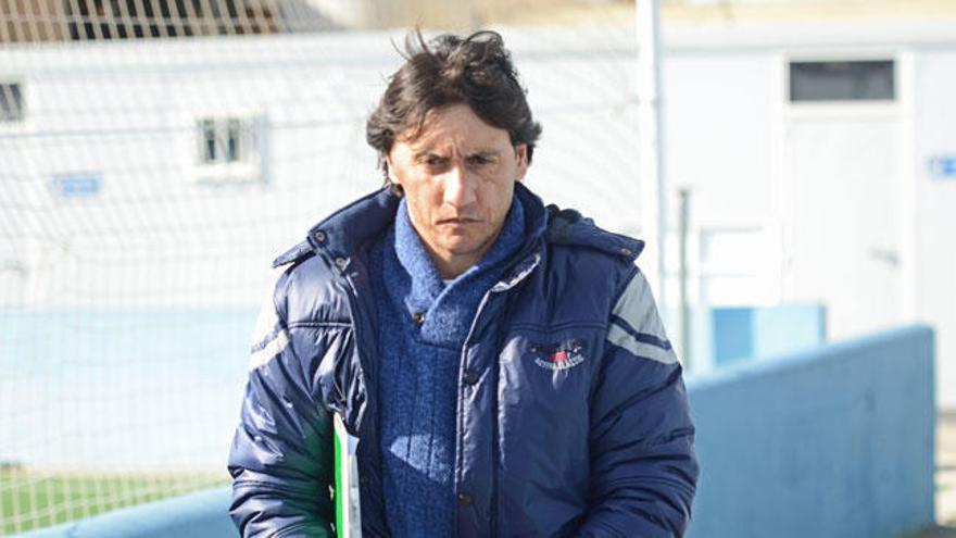 El hasta hoy técnico del Baleares, Gustavo Siviero.