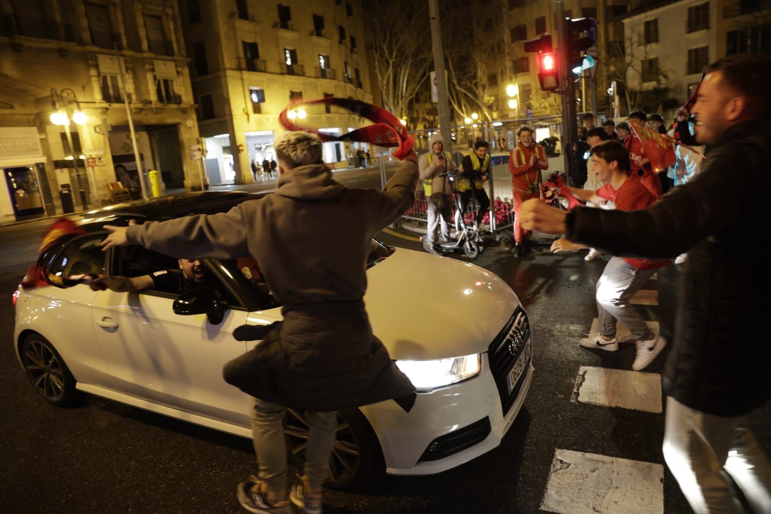 Así celebra la afición mallorquinista el pase a la final de la Copa del Rey