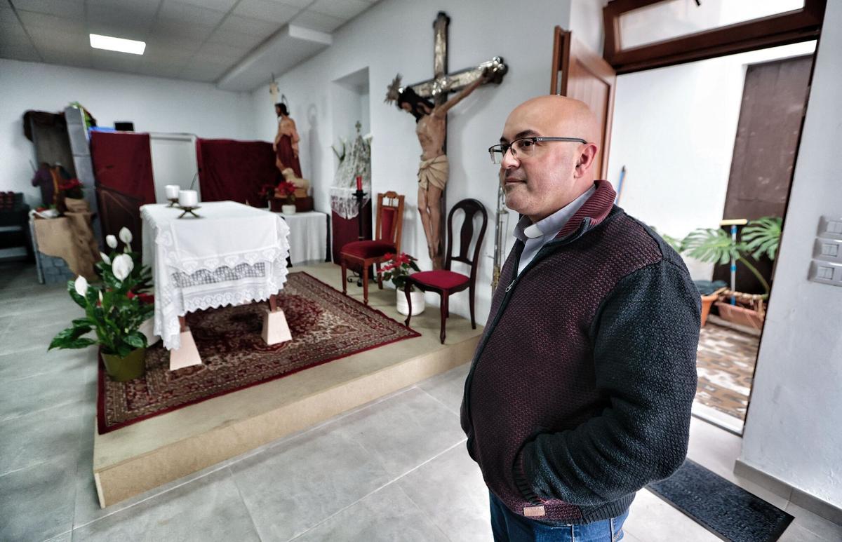 La iglesia de San Juan Bautista está en un antiguo local comercial