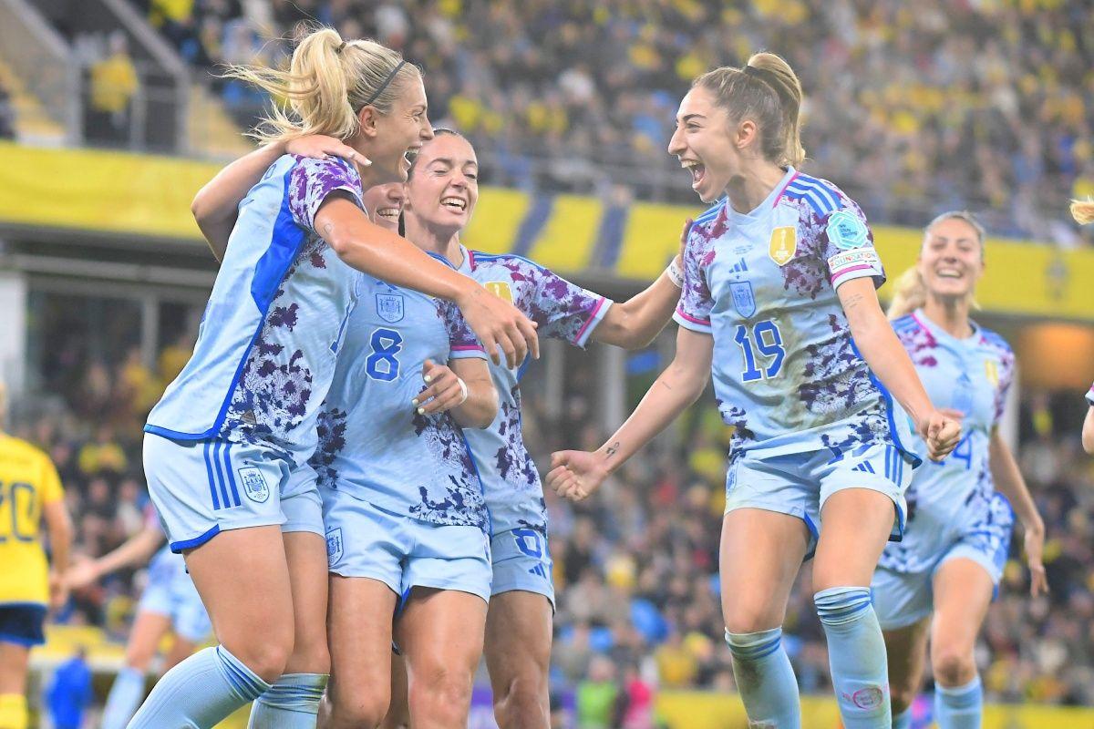 Las jugadoras de la selección española de fútbol durante el partido contra Suecia
