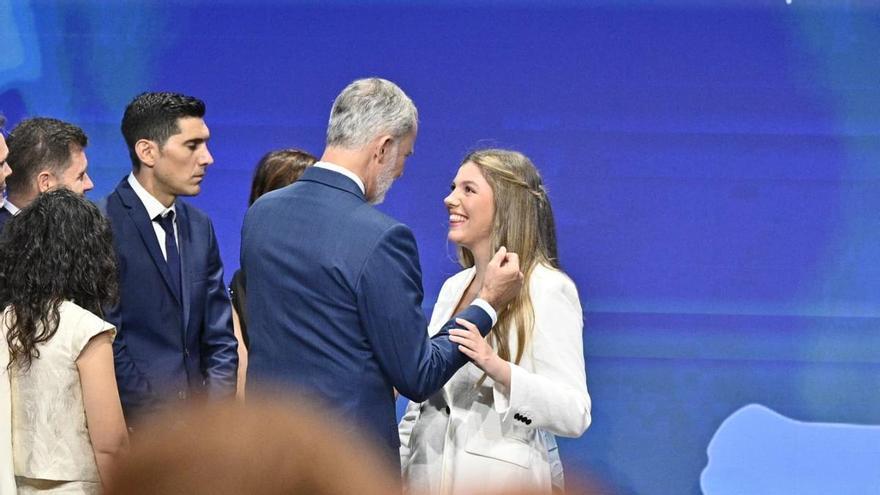 Infanta Sofía en Zaragoza: El Eco de Baktay y la Educación
