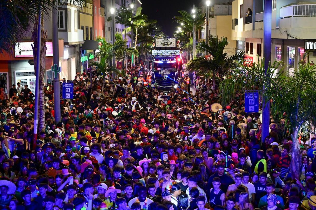 Cabalgata del Carnaval de Vecindario en una imagen de archivo.