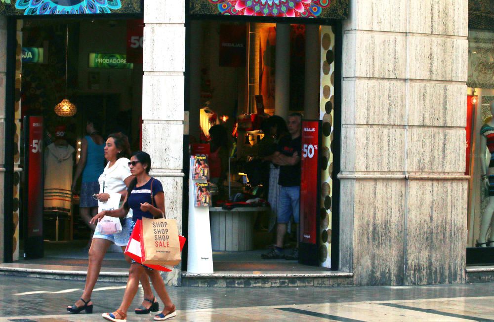 Domingo de rebajas en Málaga