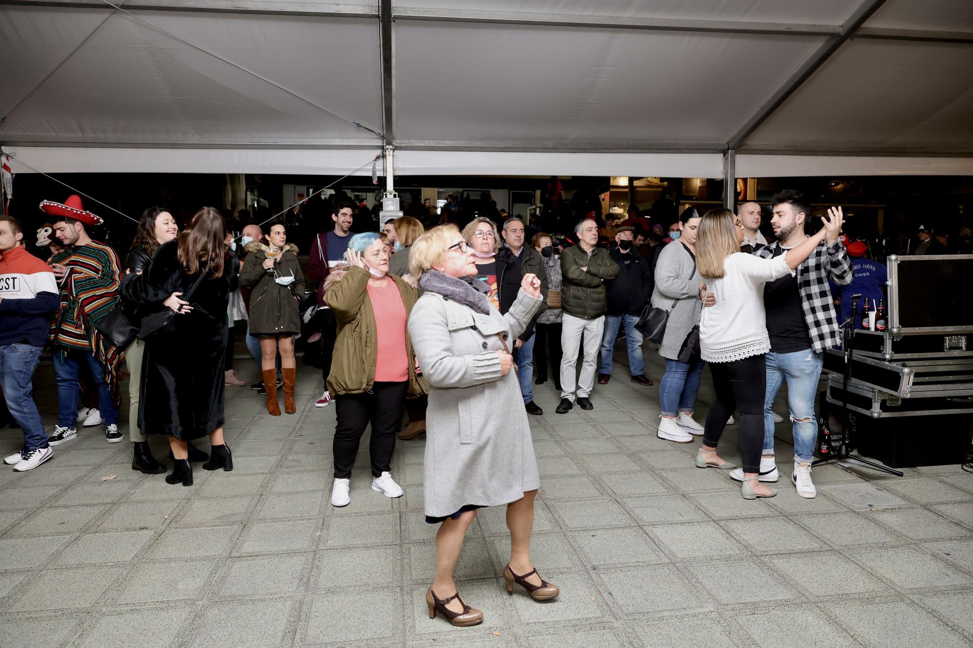 El Antroxu lo da todo en Llanera: todas las imágenes del concurso de adultos en Posada