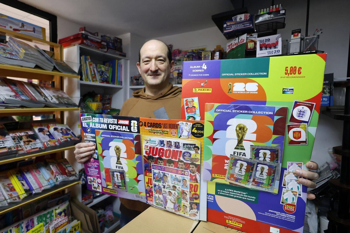 Pontevedra. Venta masiva de álbumes de Panini del Mundial de Fútbol