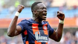 Akor Adams, celebrando un gol con el Montpellier