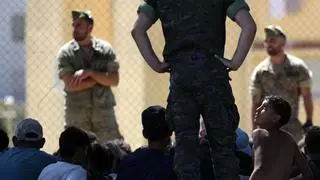 Los menores llegados a Ceuta tardarán al menos tres meses en ser trasladados a la península