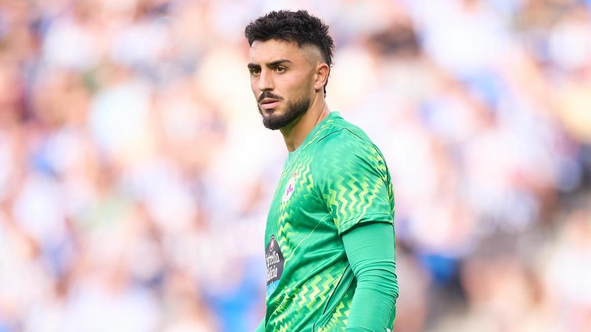 Liaño defiende la titularidad de Leo Román en el Deportivo: "Es un portero muy solvente"
