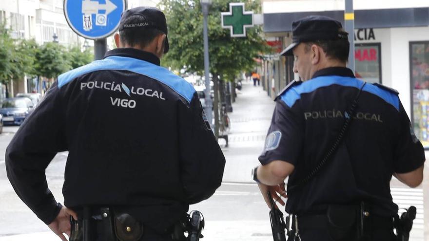 Agentes de la Policía Local de Vigo. // R. Grobas