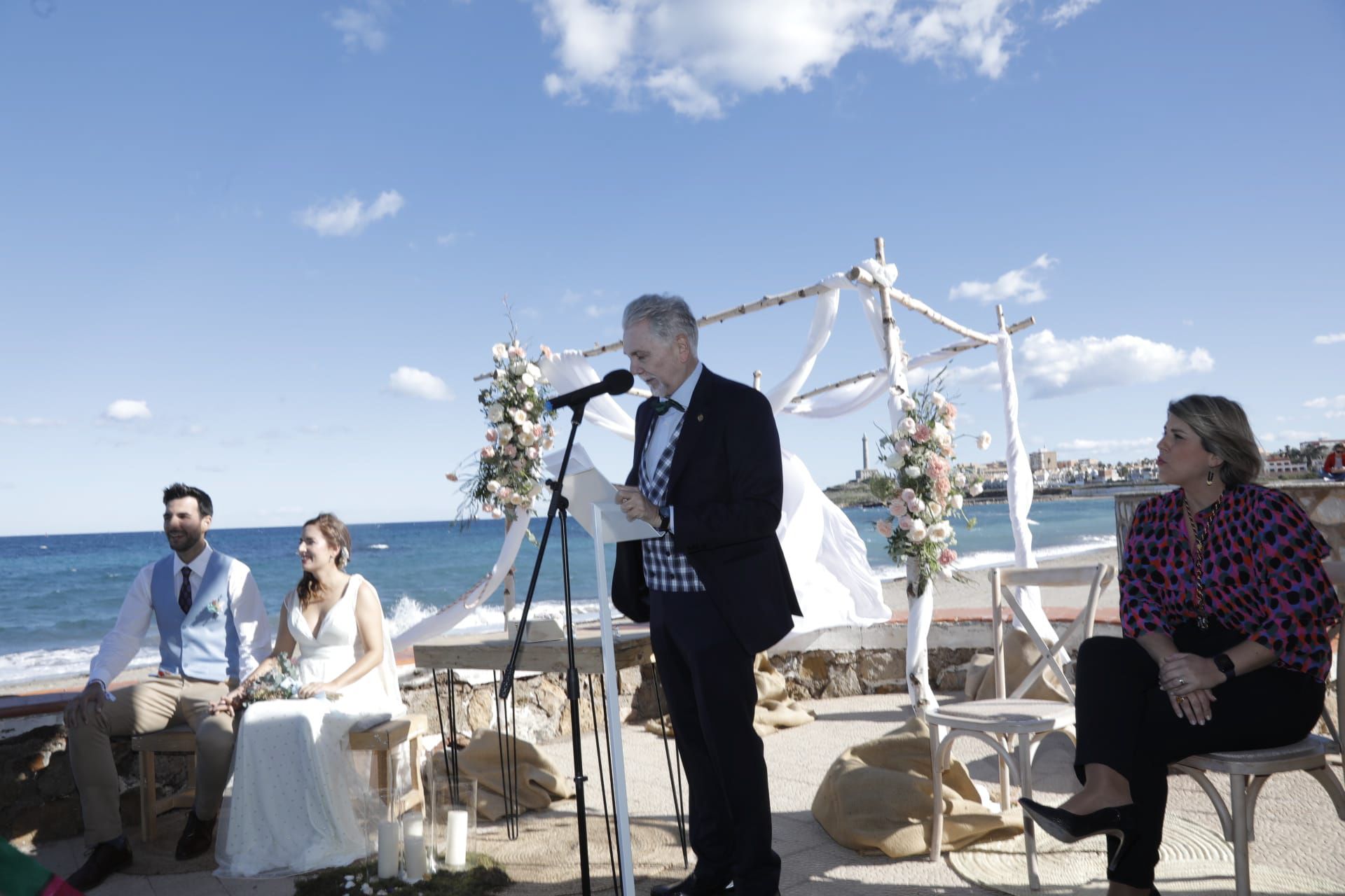 La primera boda celebrada en la playa en Cartagena