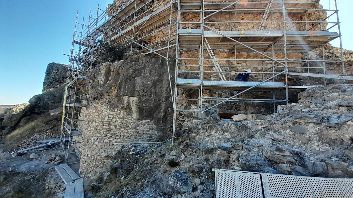 El Ayuntamiento está trabajando para restaurar diversas zonas del castillo de Bejís.