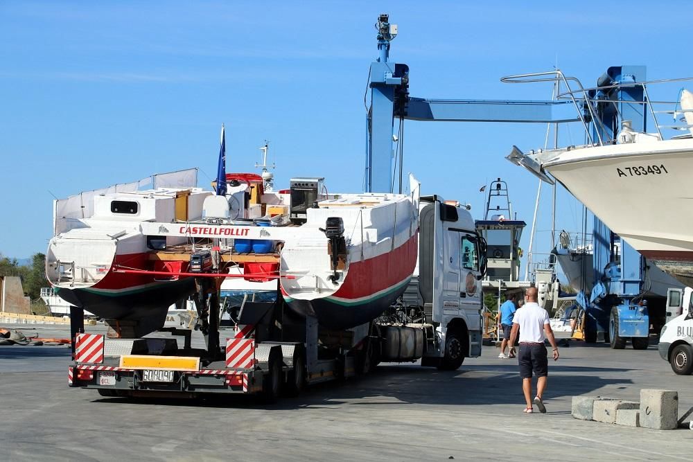 El catamarà de''n Pepe de Castellfollit ja és al Port de Roses