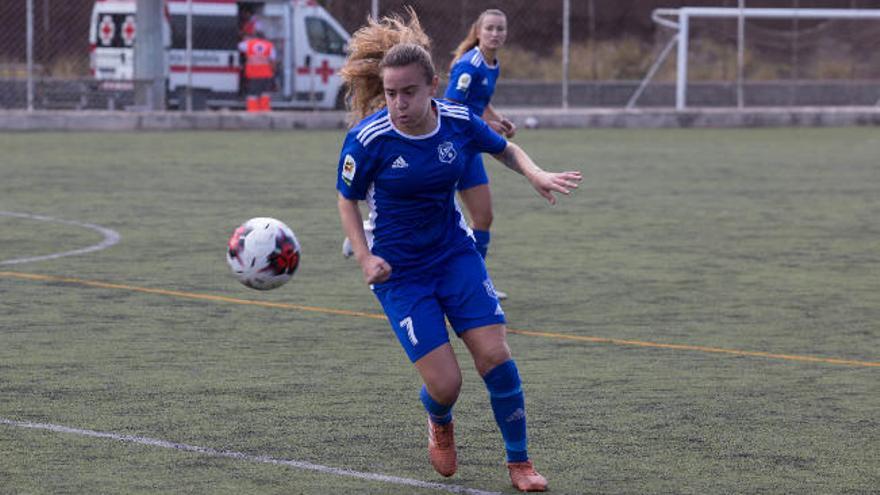 La canterana tacuense, Lara, en un duelo anterior