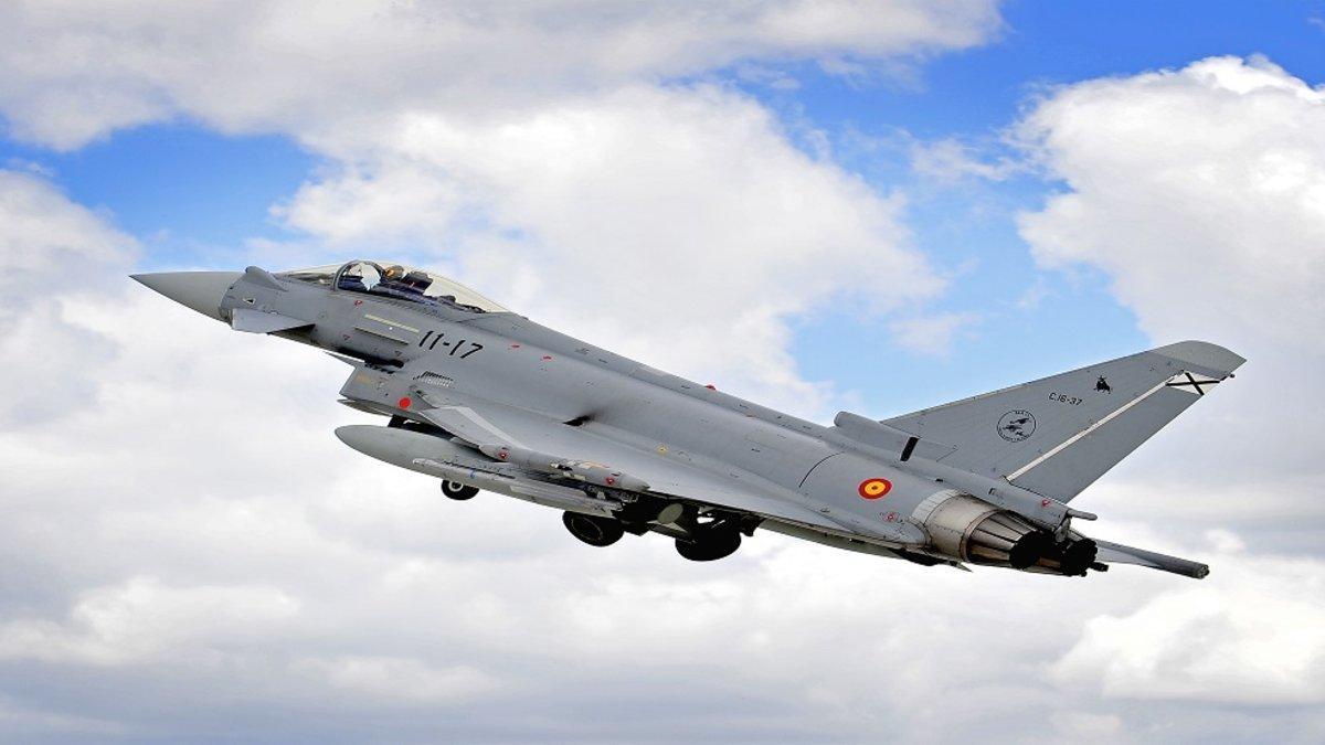 España no se atreve a adquirir los cazas Eurofigthers