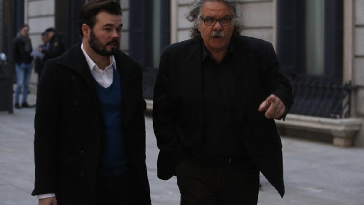 Joan Tardà y Gabriel Rufián llegan al Congreso