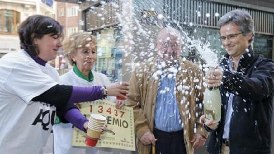 Eufòria a la Gran Vía de Madrid, on s&#039;ha venut el 13.437