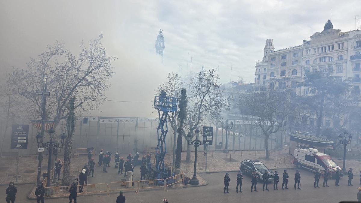 Bastante humo... Bastante humo...