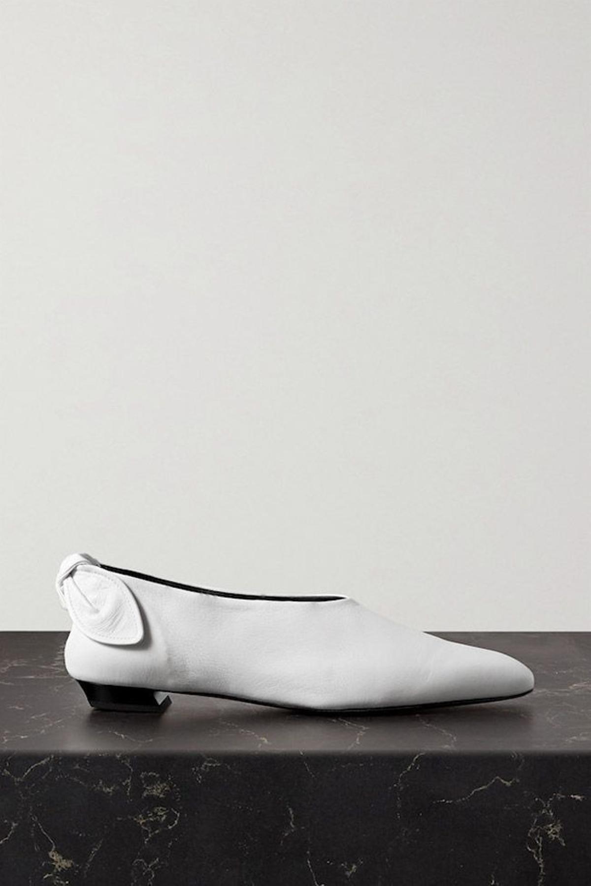 Zapato 'kitten heel' en piel, de Proenza Schouler