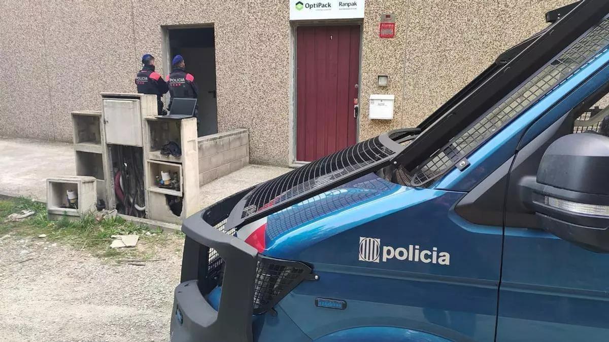 Efectivos de los Mossos desplegados en Sant Vicenç de Castellet