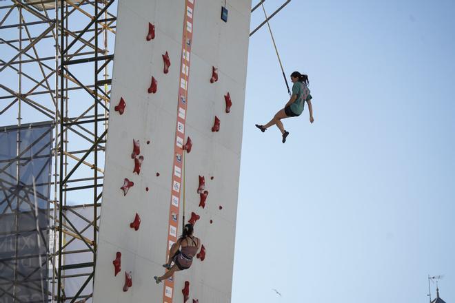 Parkour y Escalada de velocidad en la tarde de viernes de GRAVITEO A Coruña Xacobeo