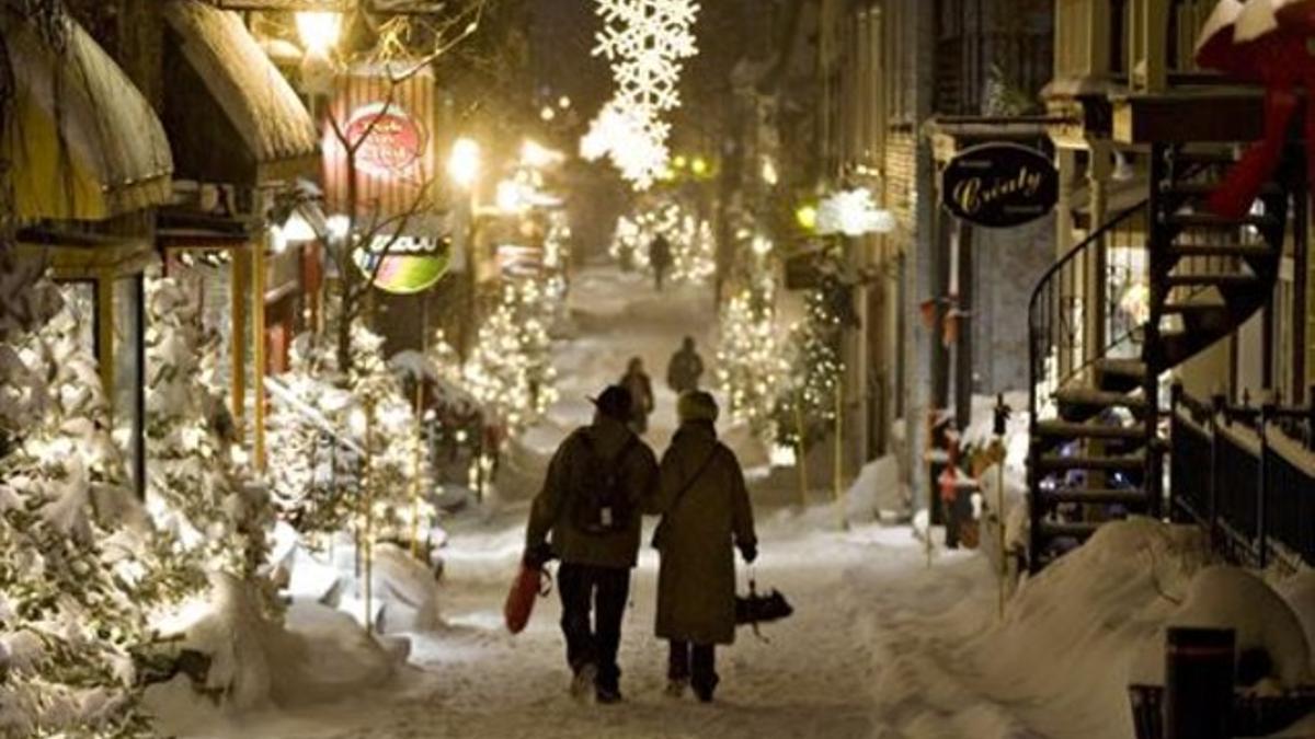 Una calle de Quebec, completamente cubierta por la nieve.