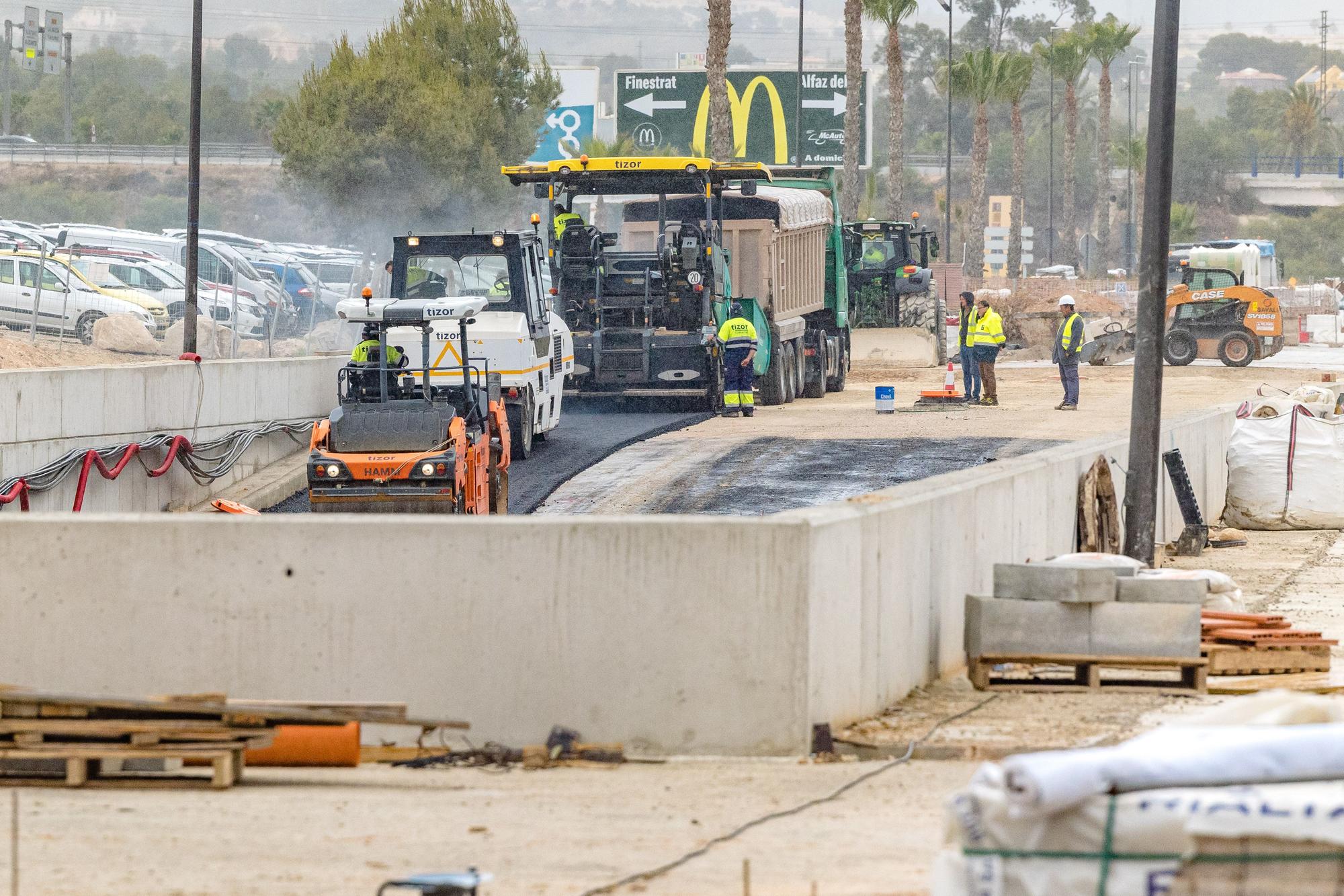 El túnel de la avenida Beniardà de Benidorm toma forma