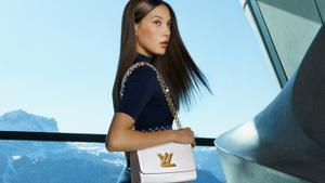 Eileen Gu, en el anuncio de Louis Vuitton.