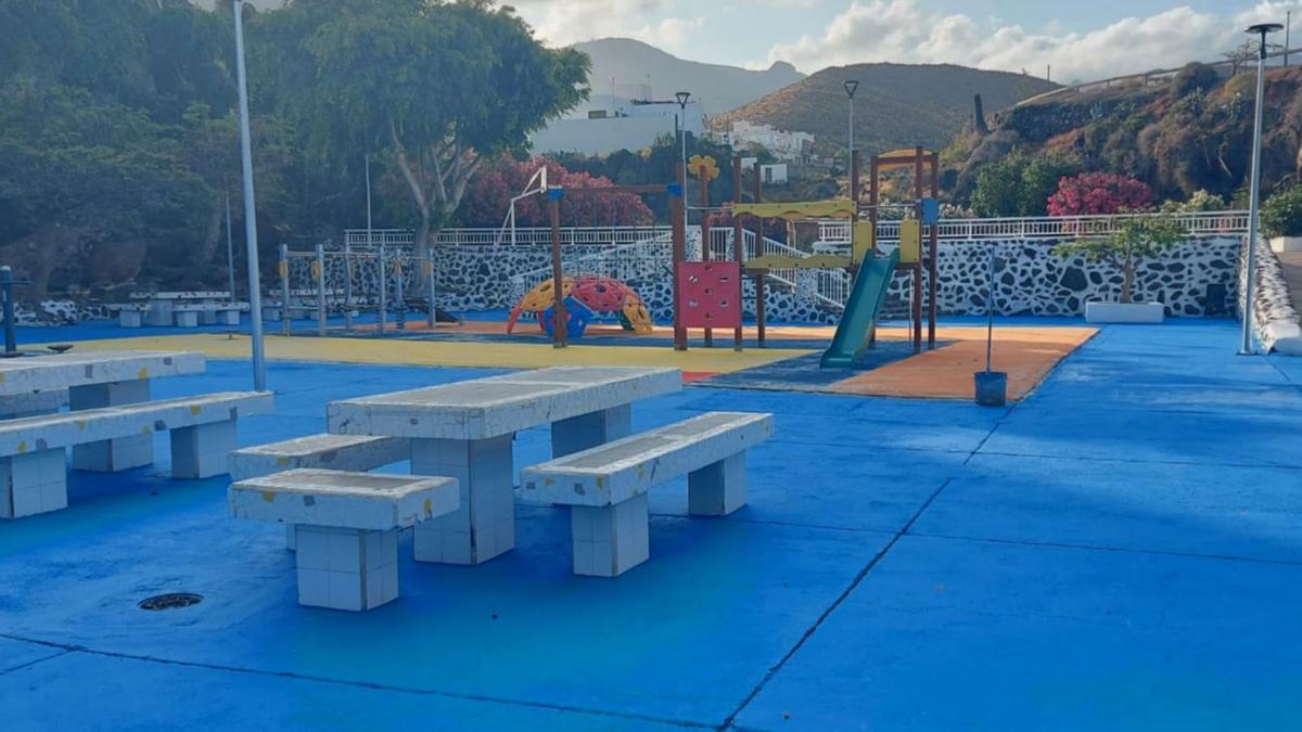 Vista del nuevo parque infantil de Los Chorros de Agaete,  tras las obras de mejora.