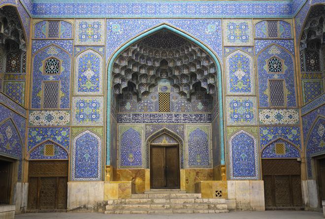 Puerta de la mezquita iraní Sheikh Loftollah