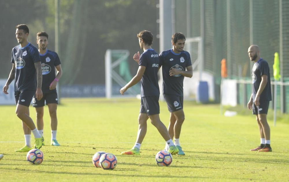 La plantilla deportivista retoma el trabajo esta tarde en Abegondo.