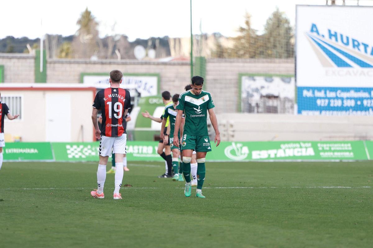 Fotogalería: las imágenes del Cacereño - Arenas Club