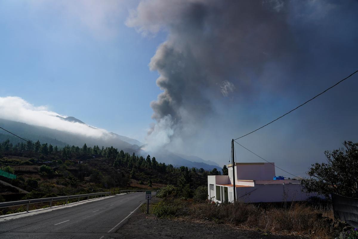 Smoke rises following the eruption of a volcano on the Canary Island of La Palma