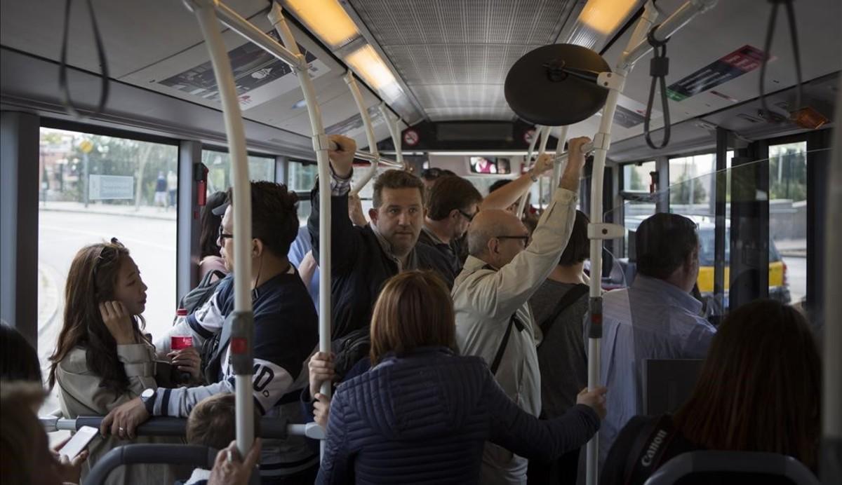 Pasajeros de un autobús.