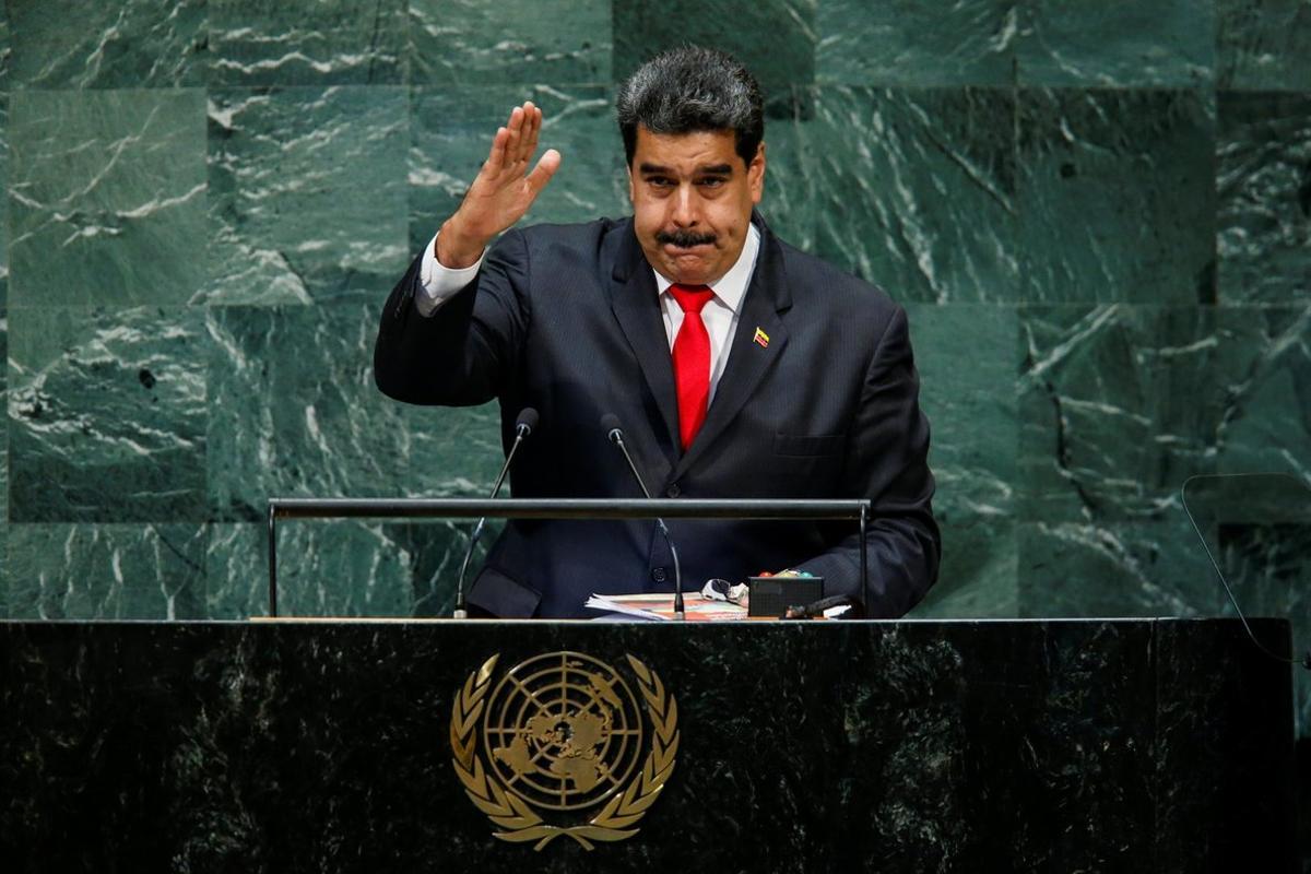 Venezuela s President Nicolas Maduro greets delegates after addressing the 73rd session of the United Nations General Assembly at U N  headquarters in New York  U S   September 26  2018  REUTERS Eduardo Munoz