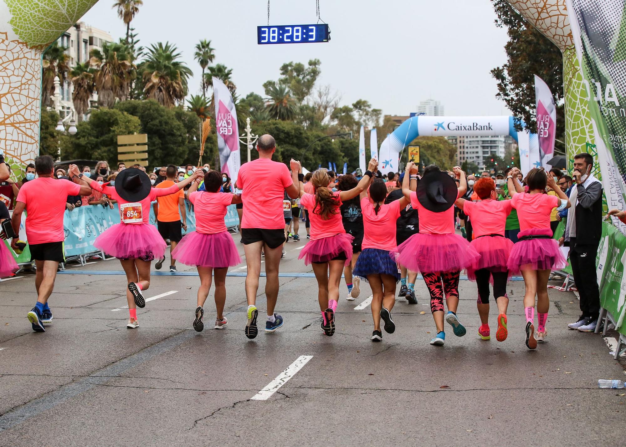 Búscate en la carrera contra el cáncer de València