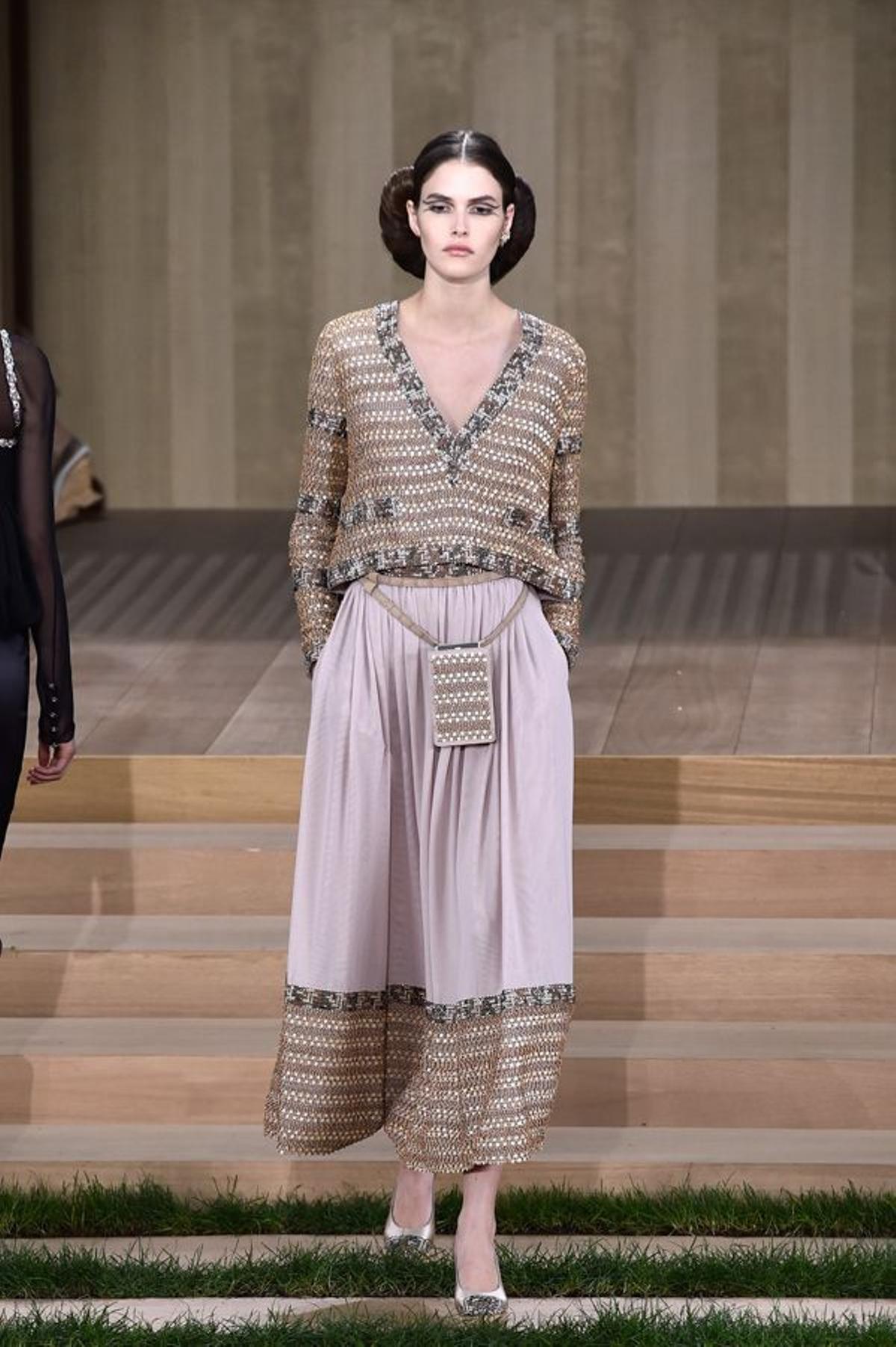 Chanel Alta Costura Primavera-Verano 2016: la nueva falda midi