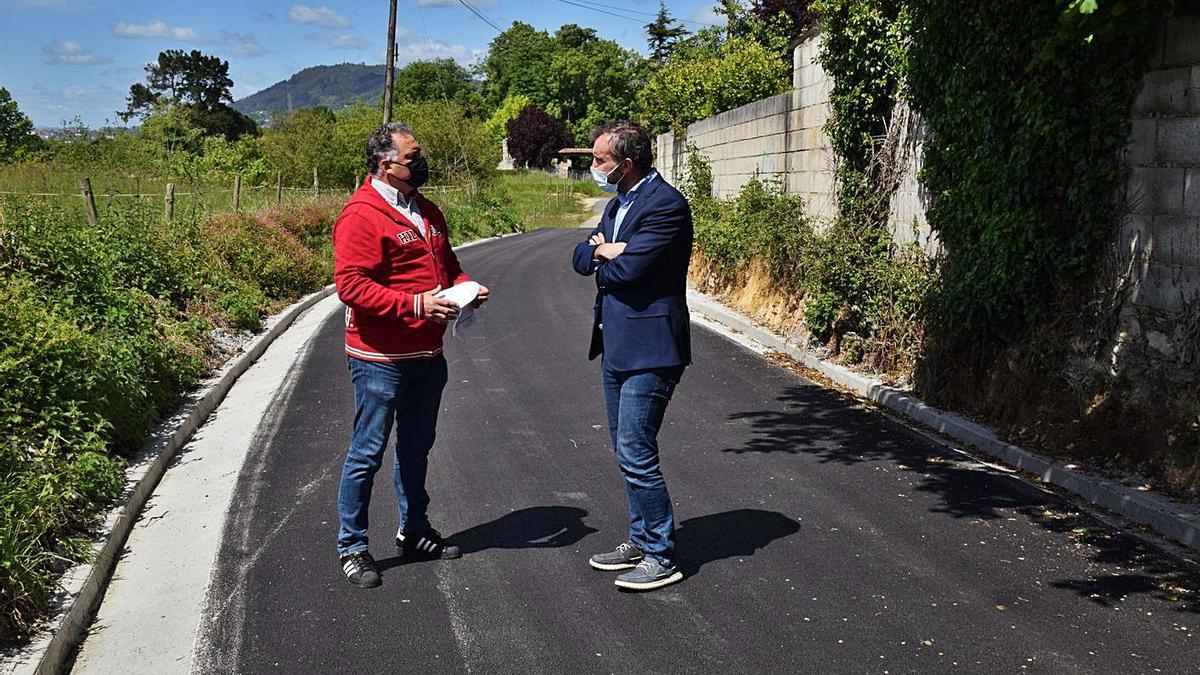 Fin de la obra del vial de El Conceyín (Bobes) |