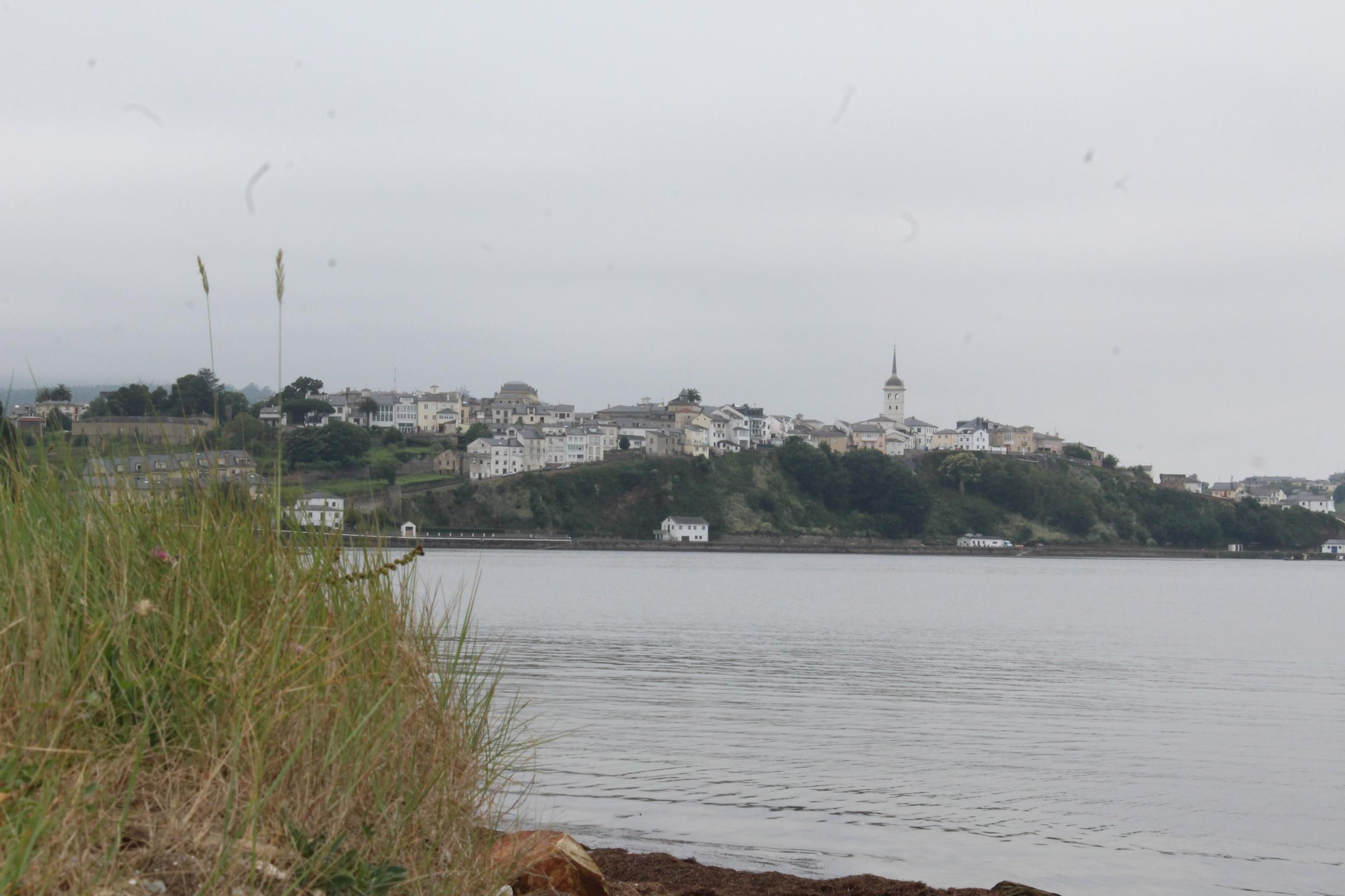 Castropol, un pueblo con el guapo subido, a la vera del Eo